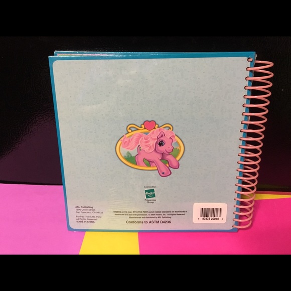 MY LITTLE PONY G3 VTG 2004 Activity Book & Stamps NEW - Picture 4 of 8